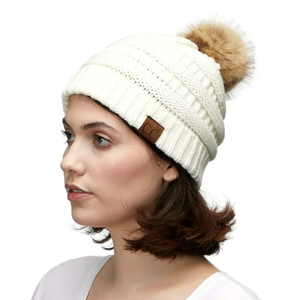 ☃️EUC C.C. Originals Ribbed Knit Skull Cap Pom Pom Beanie, White, OSFM